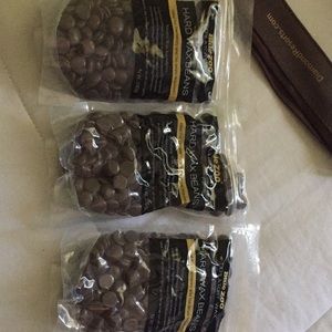 Blue zoo Makeup - Bundle of BLUE ZOO Hard WAX BEADS👍🏼 Blue zoo Makeup - Bundle of BLUE ZOO Hard WAX BEADS👍🏼